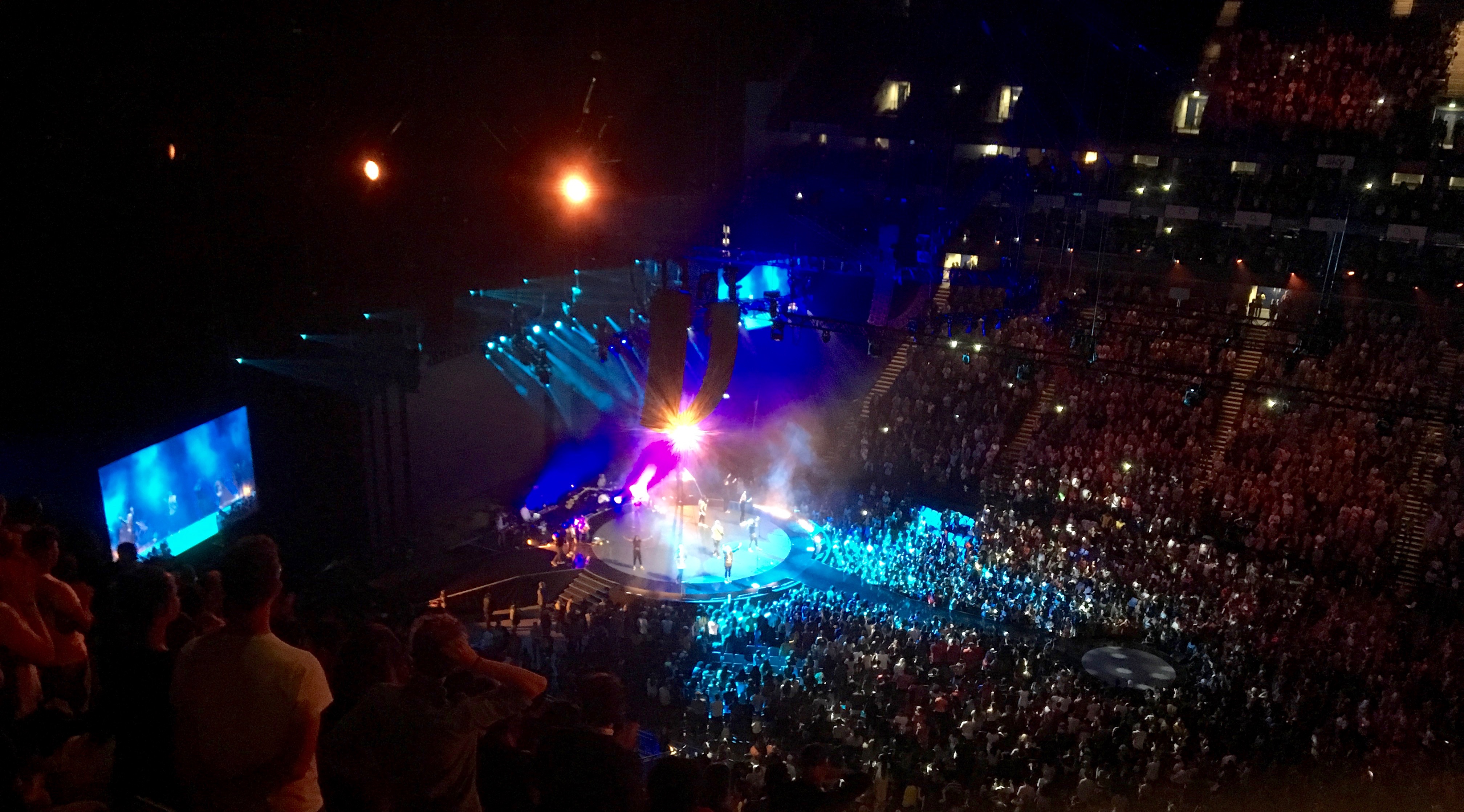 hillsong_